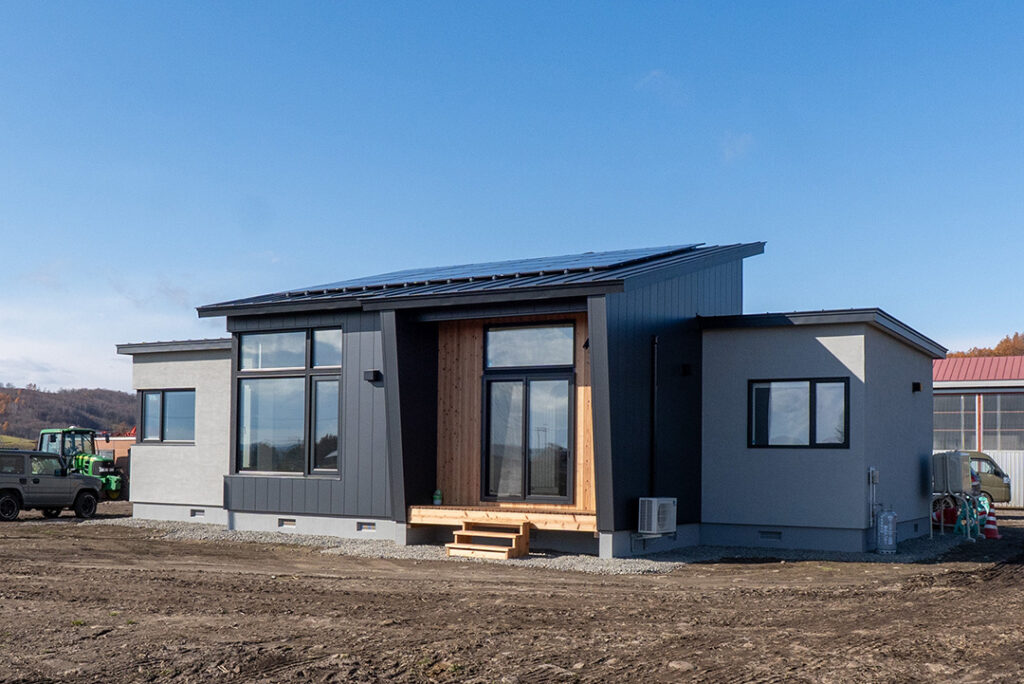 画像：本別町　農村風景に調和した平屋のおうち